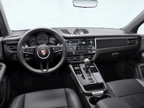 New 2026 Porsche Macan AWD/4WD image 3