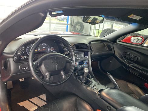 Used 2004 Chevrolet Corvette Z06 w/ Memory Package image 16