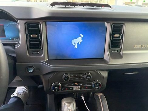 Used 2026 Ford Bronco Badlands AWD/4WD image 8