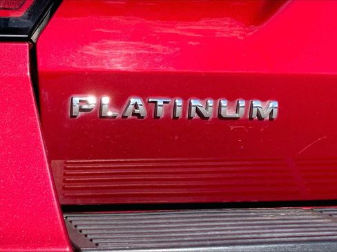 Used 2018 Ford Expedition Platinum image 30