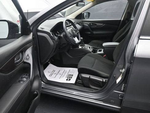 Used 2020 Nissan Rogue Sport S w/ Appearance Package FWD image 15
