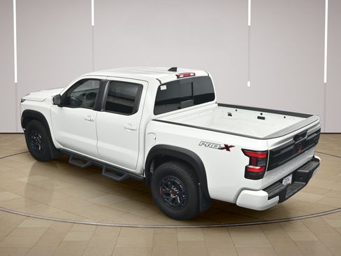 Certified 2025 Nissan Frontier Pro-X RWD image 35