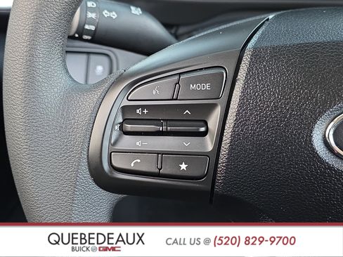 Used 2026 Hyundai Venue SE FWD image 15