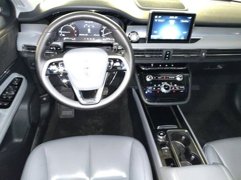 Used 2022 Lincoln Corsair FWD image 22