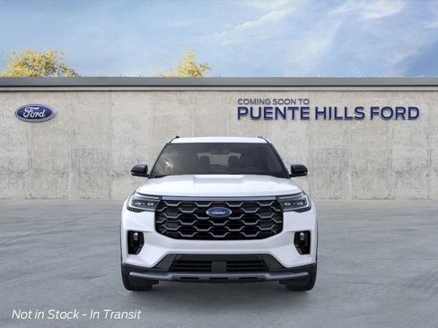 New 2026 Ford Explorer Platinum image 6