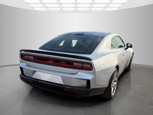 Used 2024 Dodge Charger Daytona Scat Pack w/ Plus Group AWD/4WD image 3