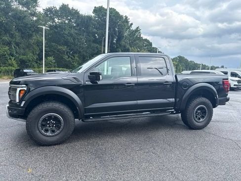 Used 2024 Ford F150 Raptor AWD/4WD image 12