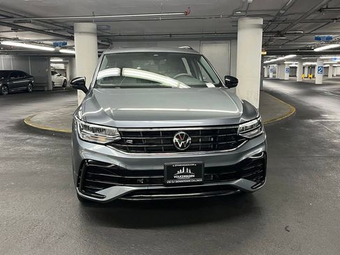 Used 2022 Volkswagen Tiguan SE R-Line AWD/4WD image 32