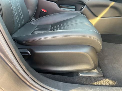 Used 2023 Honda HR-V EX-L image 58