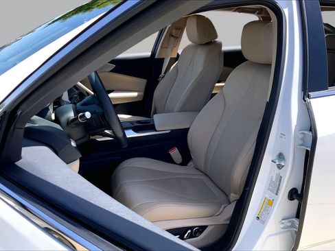 Used 2025 Acura TLX w/ Technology Package FWD image 8