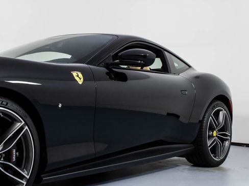 Certified 2023 Ferrari Roma image 30