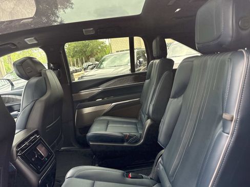 Used 2025 Cadillac Escalade IQ Luxury 2 w/ LPO, Premium Carpet Package AWD/4WD image 15