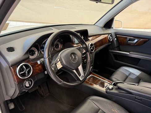 Used 2015 Mercedes-Benz GLK 350 2WD image 11