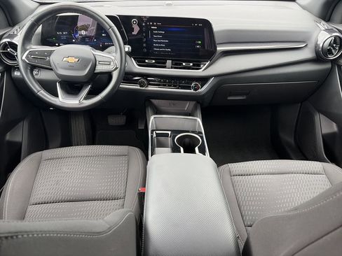 Used 2025 Chevrolet Equinox LT FWD image 14