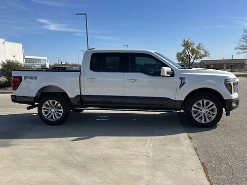 Used 2024 Ford F150 King Ranch w/ FX4 Off-Road Package image 9