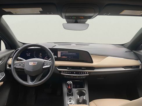 Used 2024 Cadillac XT4 Premium Luxury w/ Active Safety Package image 17