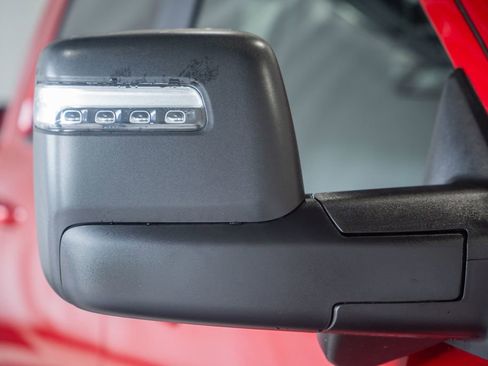 New 2026 RAM 2500 Laramie AWD/4WD image 17