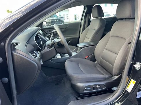 Used 2023 Chevrolet Malibu LT FWD image 3