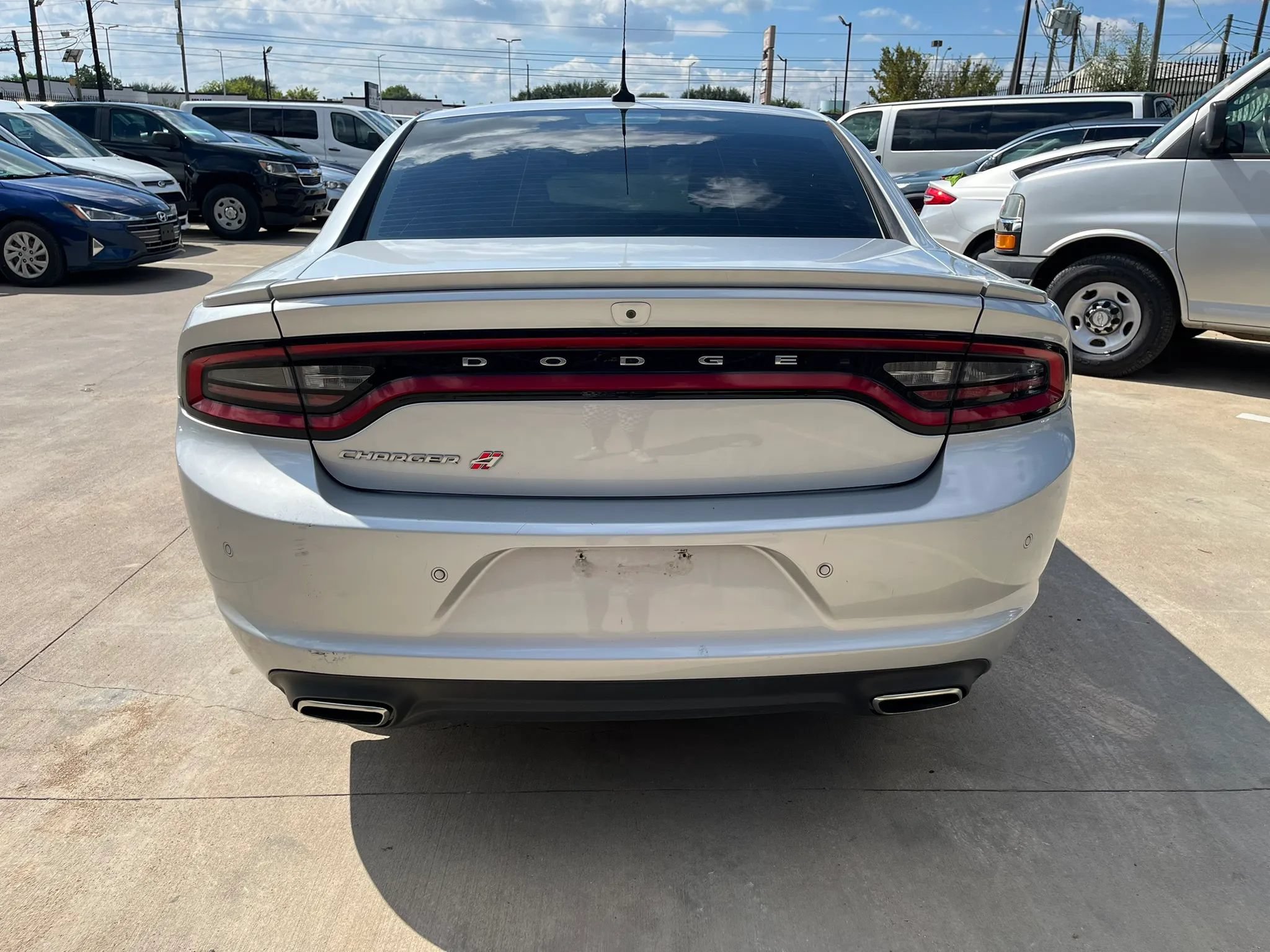 Used 2020 Dodge Charger SXT AWD/4WD image 7