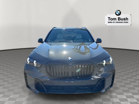 New 2026 BMW X5 sDrive40i image 2