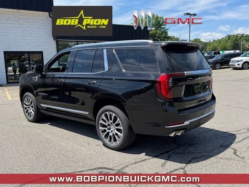 New 2026 GMC Yukon Denali w/ Denali Reserve Package AWD/4WD image 3