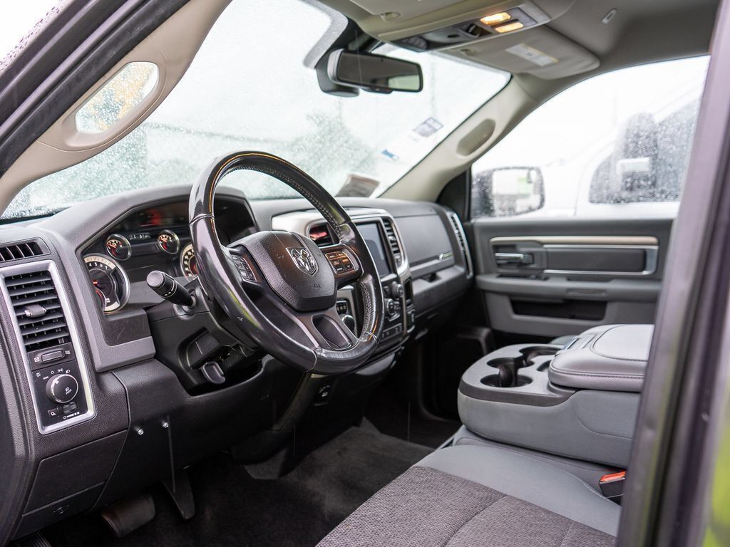 Used 2018 RAM 1500 Big Horn AWD/4WD image 4