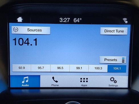 Used 2017 Ford Escape SE w/ Equipment Group 201A image 25