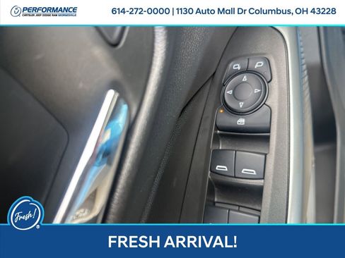 Used 2025 Chevrolet Trax RS w/ Driver Confidence Package image 13
