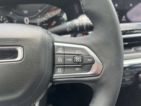 Used 2024 Jeep Compass Limited AWD/4WD image 20