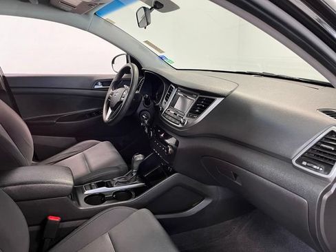 Used 2017 Hyundai Tucson SE FWD image 11