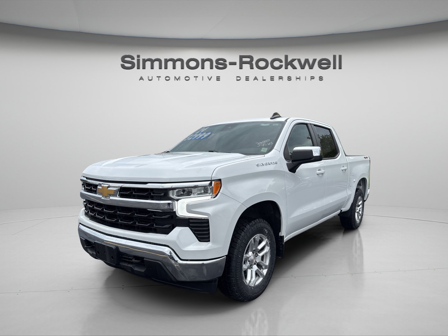 Used 2024 Chevrolet Silverado 1500 LT AWD/4WD image 1
