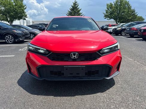 Used 2025 Honda Civic Sport image 2