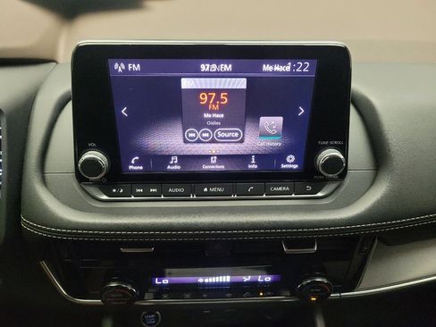 Used 2021 Nissan Rogue SV image 25