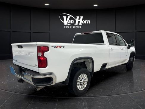 Used 2024 Chevrolet Silverado 2500 LT image 3