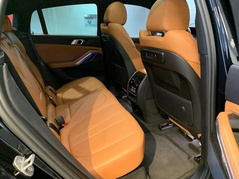 Used 2022 BMW X6 xDrive40i w/ M Sport Package image 12