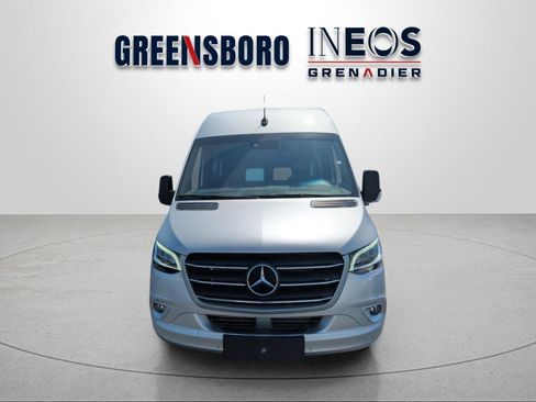 Used 2022 Mercedes-Benz Sprinter 3500 image 8