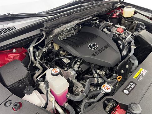 Used 2024 Lexus RX 350 Premium image 77