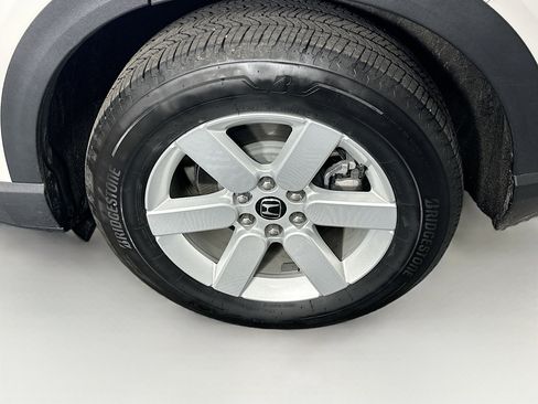 Used 2024 Honda Prologue EX image 11