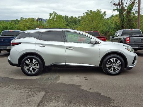Used 2023 Nissan Murano SV image 12