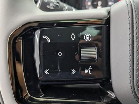 New 2026 Land Rover Range Rover Velar Dynamic SE AWD/4WD image 17