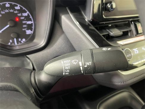 Used 2023 Toyota Corolla SE w/ SE Premium Package image 11