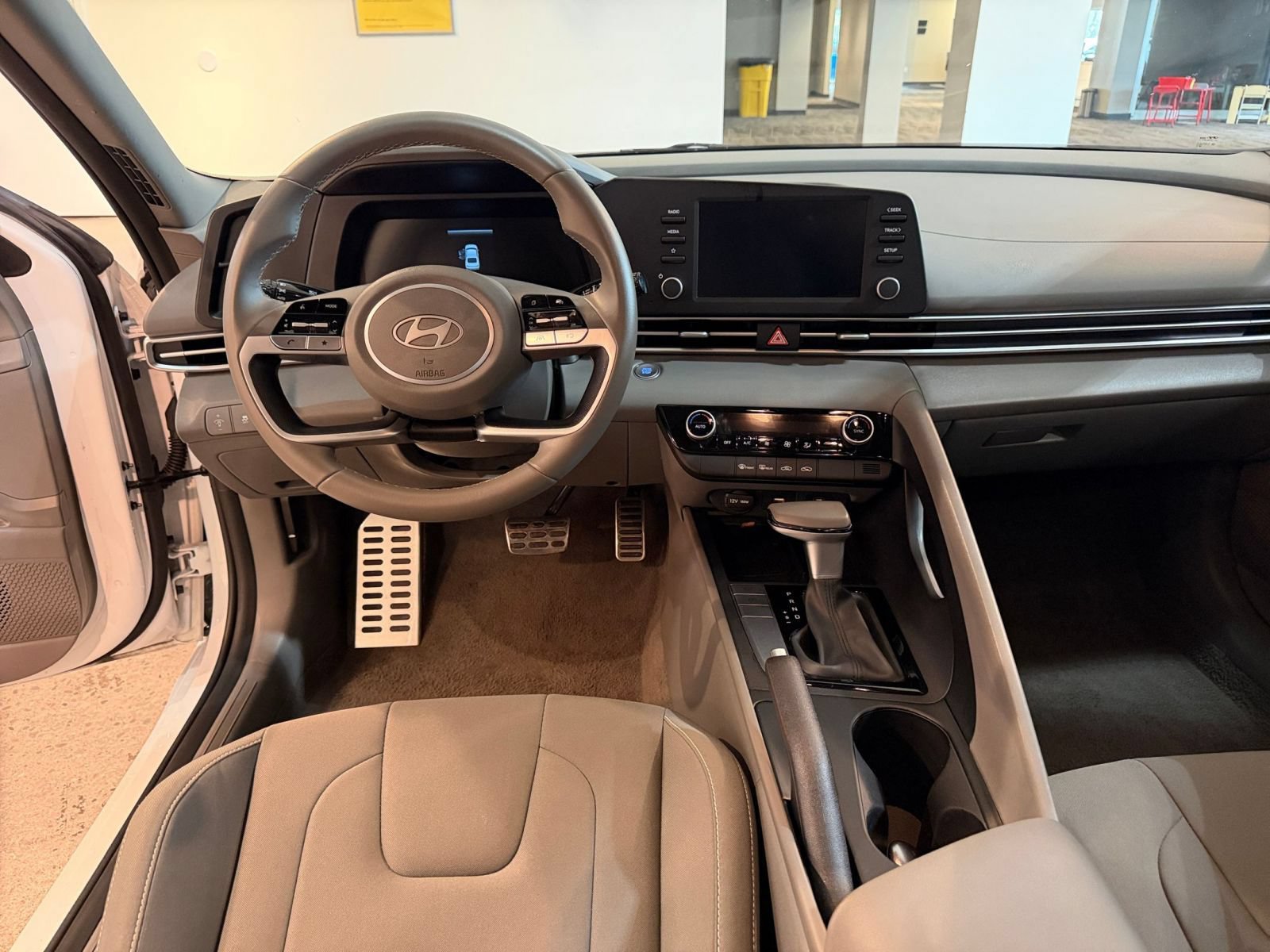 Used 2026 Hyundai Elantra Sport FWD image 32