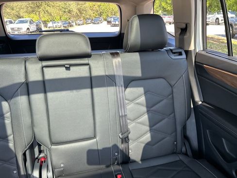 New 2026 Volkswagen Atlas SE image 13