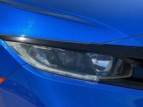 Used 2019 Honda Civic Sport image 32