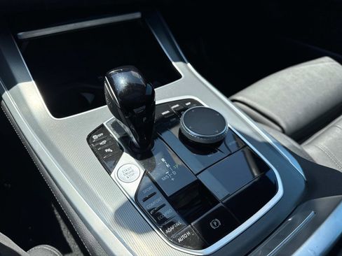 Certified 2022 BMW X5 sDrive40i w/ Premium Package image 26