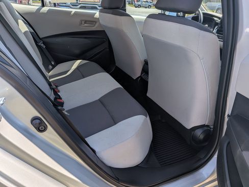 Used 2025 Toyota Corolla LE FWD image 18