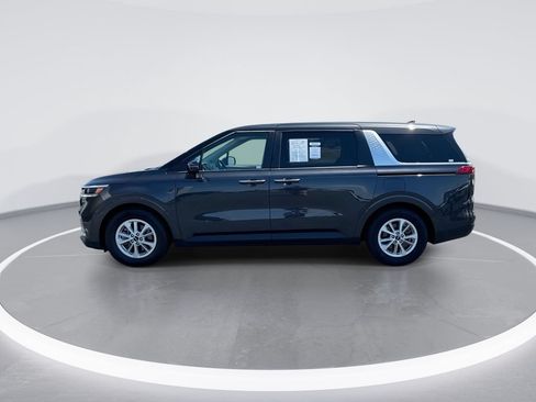Used 2024 Kia Carnival LX FWD image 5