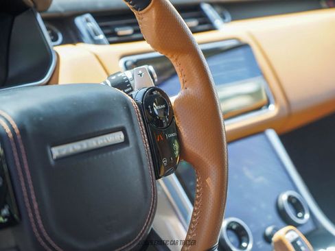 Used 2022 Land Rover Range Rover Sport SVR image 80