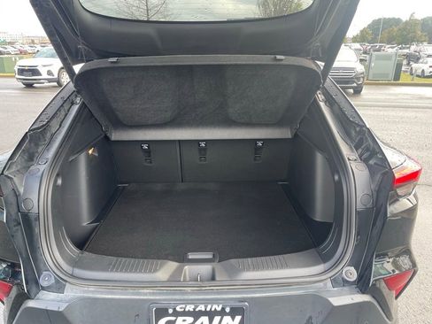 Used 2025 Buick Envista Preferred w/ Convenience I Package image 7