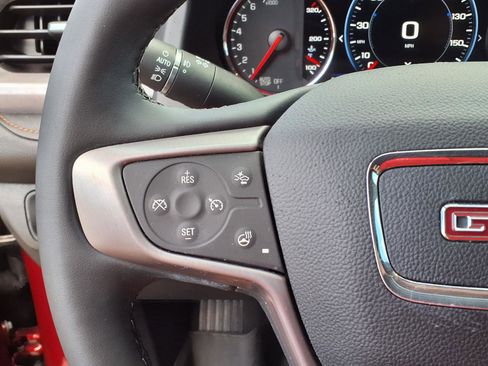 Used 2023 GMC Acadia AT4 w/ Technology Package AWD/4WD image 25